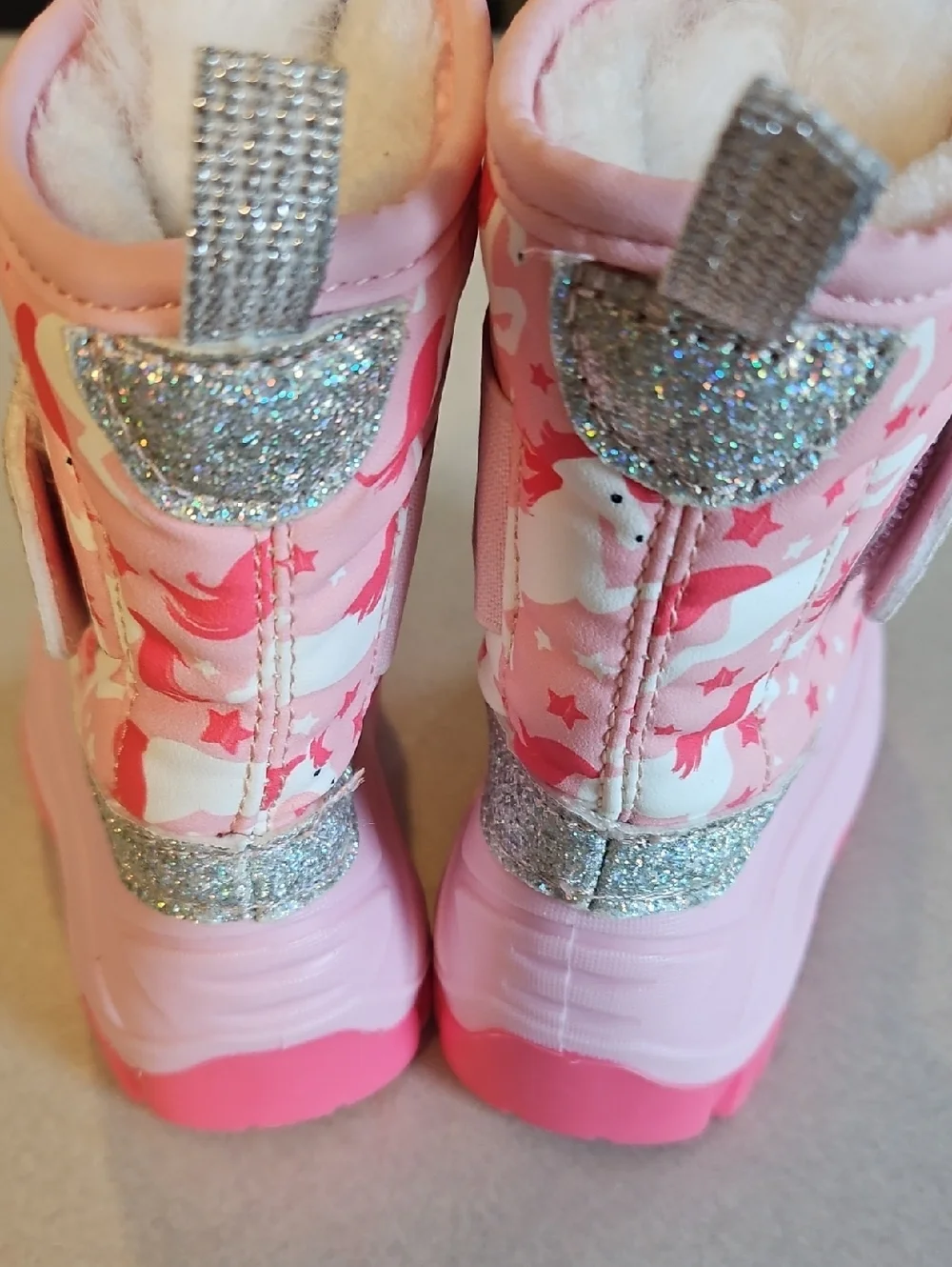 Pink Unicorn Snowboots